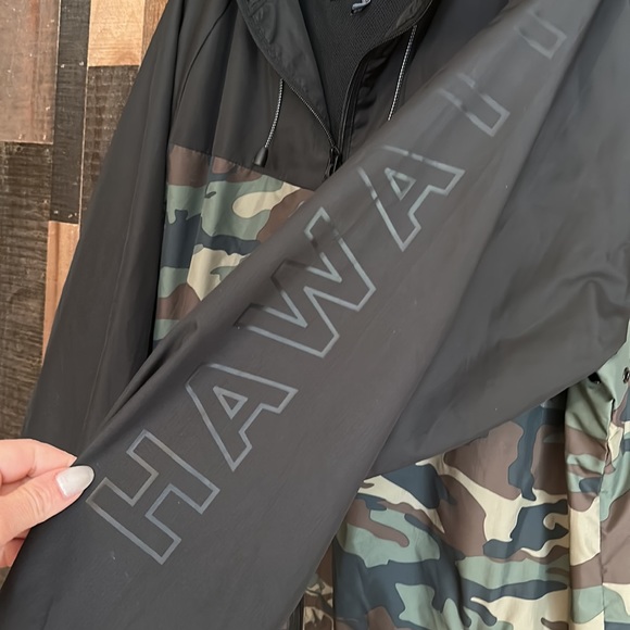 O’Neil rain jacket - Picture 4 of 6